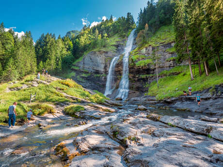 Itinéraire pédestre : cascade du Rouget