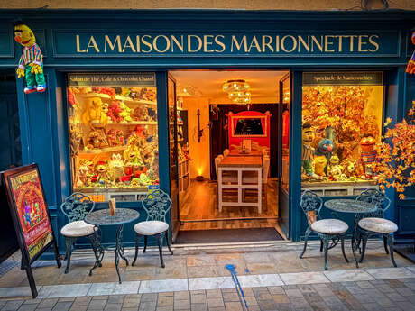La Maison Des Marionnettes