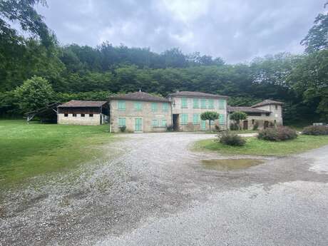 Parking de la Ferme de Castagnès Parking de la Ferme de Castagnès