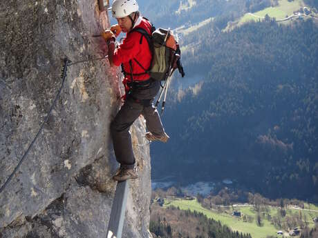 Via Ferrata avec Vertical Aventure