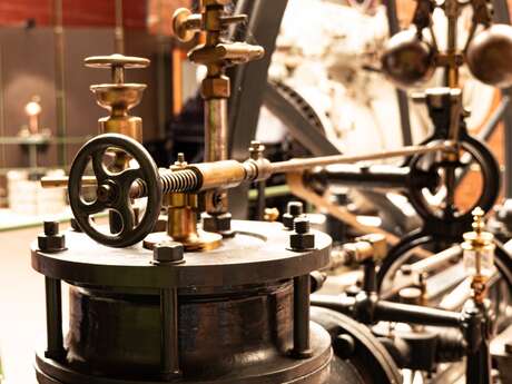 Voyagez au coeur de l'énergie et des senteurs