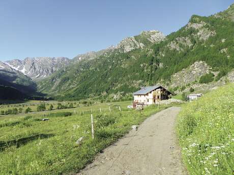 Etape 6 -  Refuge Jervis – Villanova – Bobbio Pellice