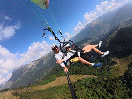 Les Gets Aventure -Paragliding