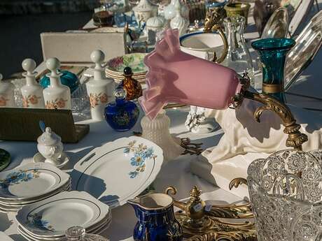 Vide-grenier Sistels Vide-grenier Sistels