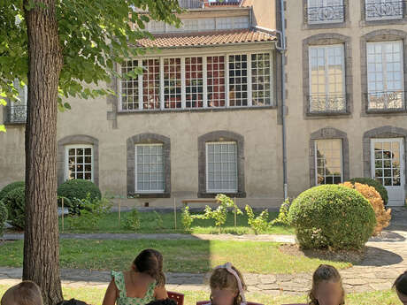 Visite-atelier 7-11 ans : Pierres en couleurs