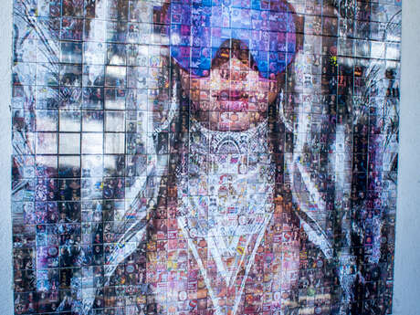 Mosaïque d’identités par Saro