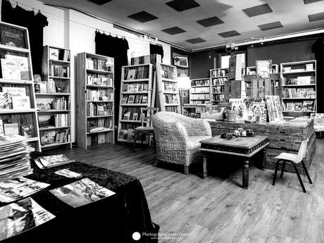 Librairie La Main Gauche