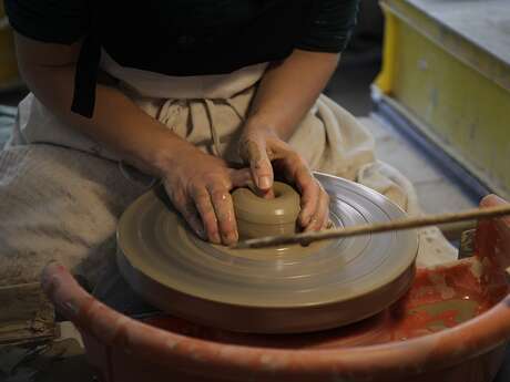 Ateliers adultes et enfants à la poterie de Lhuis