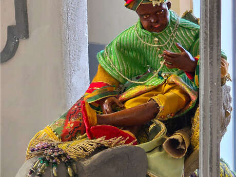 The Neapolitan nativity scene by Christian Léandre Ganga: Balancing Baroque Exuberance, Popular Devotion, and Profane Theatricality