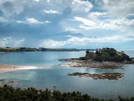 Lectures : Contes des îles