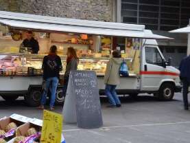 Marché à Laguépie