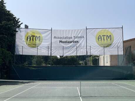 Cours de tennis et location de terrains