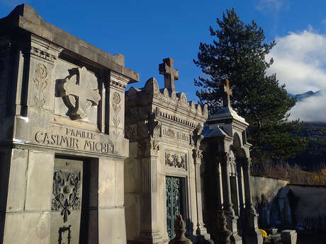 Guided tour: The villas of Barcelonnette and the monumental tombs of the cemetery