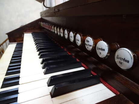 Behind the scenes of the Great Organ at Abondance Abbey