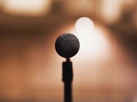 Scène Ouverte au Temps Des Noyaux