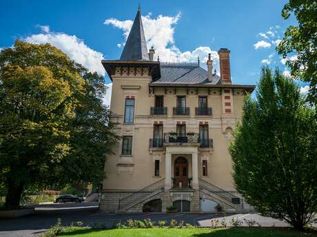 Guided tour: Jausiers in merchant times