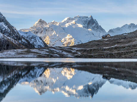 Lac et refuge du Goléon