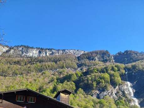 Hôtel** & Centre de Montagne Le Choucas
