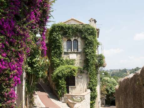 GUIDED TOUR "IN THE FOOTSTEPS OF ARTISTS"