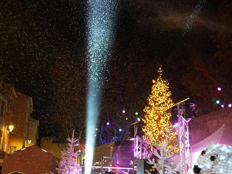 Lancement des festivités de Noël "soirée DJ"