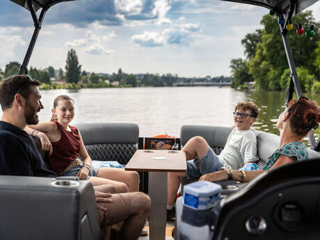 Compagnie des Bateliers - Croisières sur le lac d'Allier et service de bateau-taxi