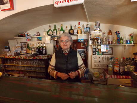 Café Tabac Presse Souvenirs - Chez Marie Thé