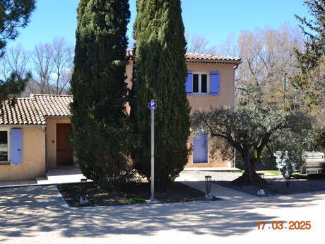 Chambres d'Hôtes et Gites : Douceur des Mées