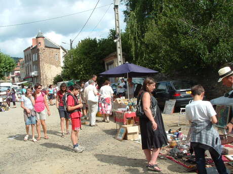 Brocante - Vide-Greniers - Collection