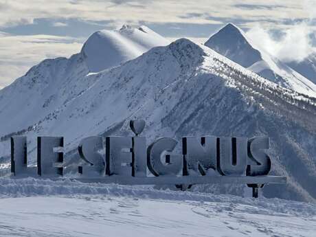90 slalom gates in Valcibière