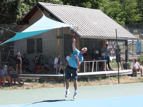 Terrains de tennis