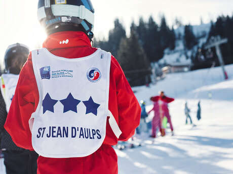 Group downhill ski lessons