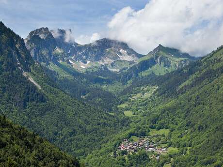 De Saint-Gingolph à Novel, entre lac et montagne