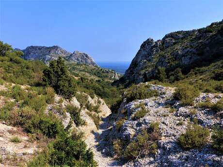 Stroll of the Petit Calan