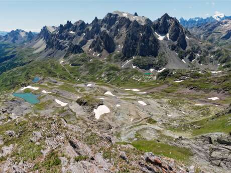 Les grandes voies du massif des Cerces