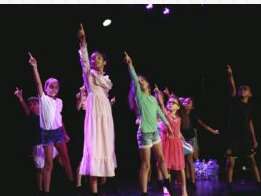 Spectacle: D’une Valise à l’Autre