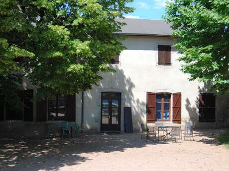 Gîte le Bourg d'Arfeuilles  (4pers. 2 chambres 55m²)