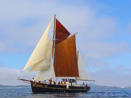 Kultureller Ausflug in der Bucht von Hyères an Bord der Brigantine