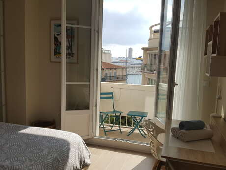 Apartment - T3 - 61 m² - 5th floor - Downtown