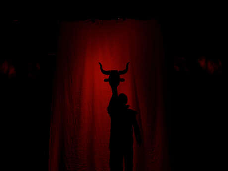 Spectacle de marionnettes, Mythos