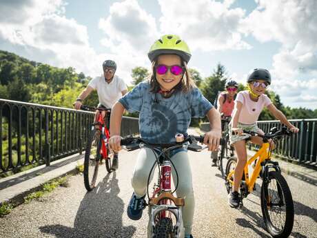 Via Fluvia à vélo - Saint-Sauveur-en-Rue - Bourg-Argental
