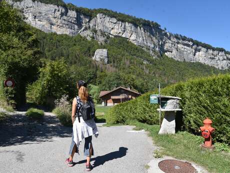 sentier pédestre : la Pierre à Voix