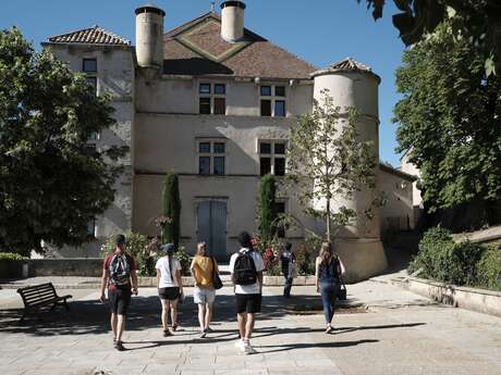 Le Château du XVIe de Château-Arnoux