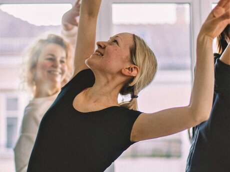 ateliers «Danser avec les éléments de la Nature» : La TERRE + création en Argile.