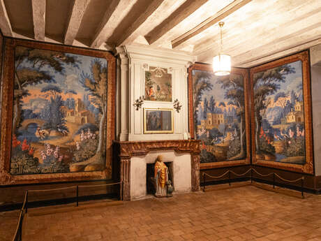 Salle des Toiles Peintes in the Old Presbytery
