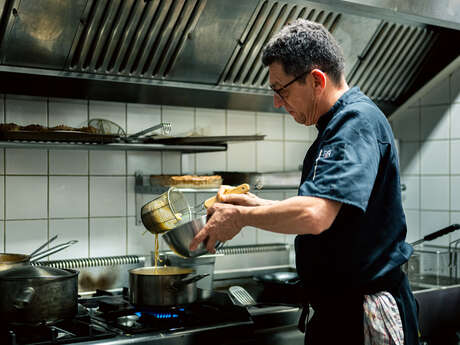 Kiwi street food café