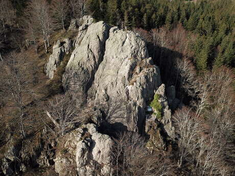Site d'escalade de la Pierre Chatel Site d'escalade de la Pierre Chatel