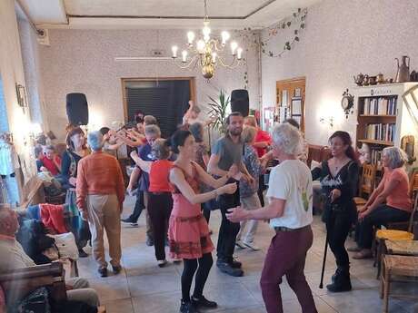 Bal trad, atelier, repas partagé