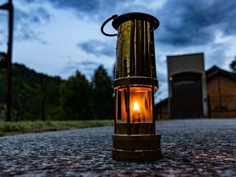 Visites à la lampe de mine