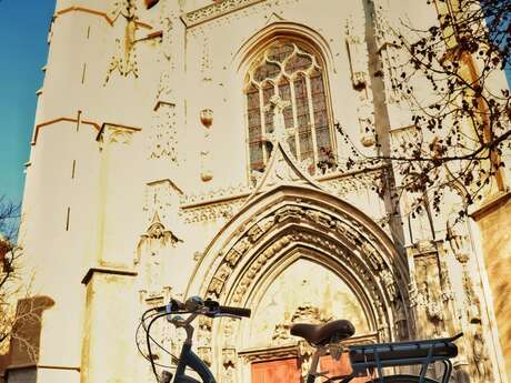 Balade à vélo électrique : Aix, la ville de Cezanne