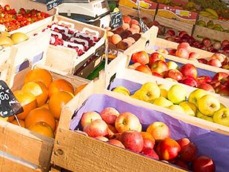 Marché de Saint-Etienne-de-Crossey